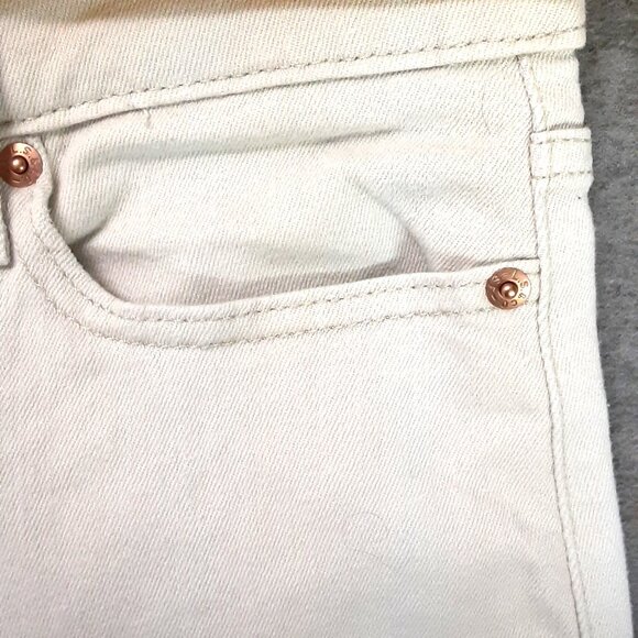 Signature Levi Strauss Woman's Jeans Size 8, Light beige color, High rise - Picture 8 of 11